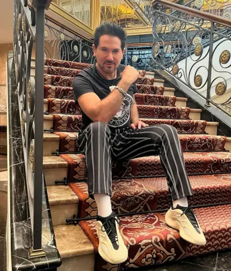 "Относился как к бесправной вещи". Авраам Руссо дал показания по делу о покушении на его жизнь со стороны миллионера Тельмана Исмаилова "Относился как к бесправной вещи". Авраам Руссо дал показания по делу о покушении на его жизнь со стороны миллионера Тельмана Исмаилова