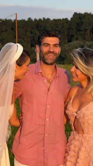 Подруга Надежды Стрелец и соосновательница 2Mood Кристина Хоронжук вышла замуж Подруга Надежды Стрелец и соосновательница 2Mood Кристина Хоронжук вышла замуж