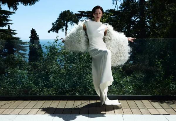 Появились новые фото со свадьбы Насти Ивлеевой и Филиппа Бегака Появились новые фото со свадьбы Насти Ивлеевой и Филиппа Бегака