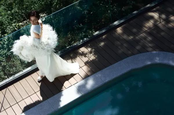 Появились новые фото со свадьбы Насти Ивлеевой и Филиппа Бегака Появились новые фото со свадьбы Насти Ивлеевой и Филиппа Бегака