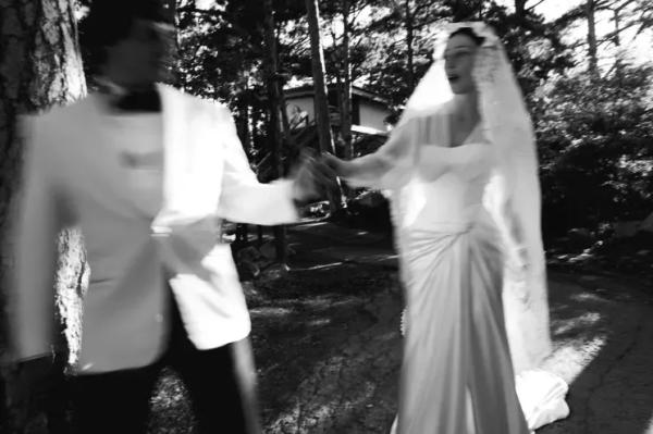 Появились новые фото со свадьбы Насти Ивлеевой и Филиппа Бегака Появились новые фото со свадьбы Насти Ивлеевой и Филиппа Бегака