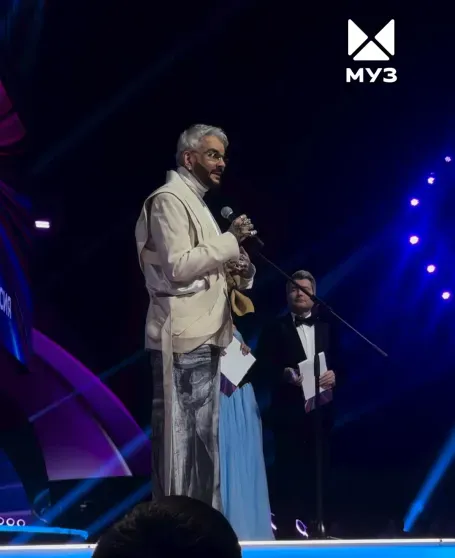 Шаман и Екатерина Мизулина, Филипп Киркоров, беременная Александра Трусова и другие посетили премию Муз-ТВ Шаман и Екатерина Мизулина, Филипп Киркоров, беременная Александра Трусова и другие посетили премию Муз-ТВ