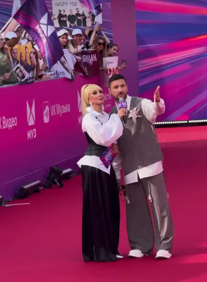 Шаман и Екатерина Мизулина, Филипп Киркоров, беременная Александра Трусова и другие посетили премию Муз-ТВ Шаман и Екатерина Мизулина, Филипп Киркоров, беременная Александра Трусова и другие посетили премию Муз-ТВ