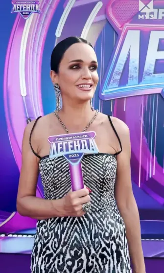 Шаман и Екатерина Мизулина, Филипп Киркоров, беременная Александра Трусова и другие посетили премию Муз-ТВ Шаман и Екатерина Мизулина, Филипп Киркоров, беременная Александра Трусова и другие посетили премию Муз-ТВ