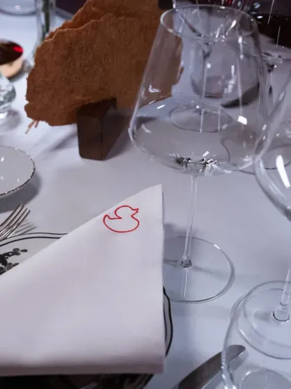 "Так я смотрю только на мужа, Познера и на бутик Prada". Ксения Собчак встретилась с Владимиром Познером в Париже "Так я смотрю только на мужа, Познера и на бутик Prada". Ксения Собчак встретилась с Владимиром Познером в Париже