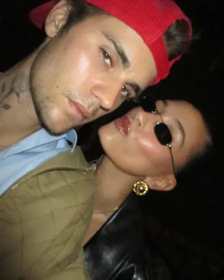 В сети считают, что Джастин и Хейли Бибер развелись В сети считают, что Джастин и Хейли Бибер развелись