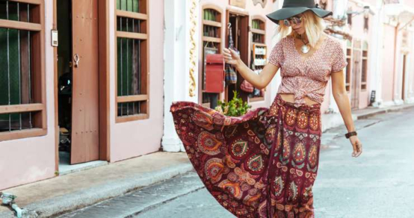 Мохнатый шмель на душистый хмель: как и с чем носить летом цыганскую юбку в пол