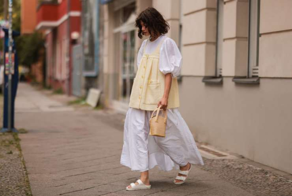 Самые удобные шлепки на свете: как и с чем носить летом биркенштоки Самые удобные шлепки на свете: как и с чем носить летом биркенштоки