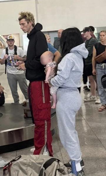 Меган Фокс воссоединилась с отцом четырехмесячной дочери на Коста-Рике