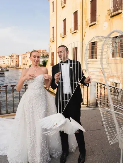 46 килограммов икры, 170 гостей и свадебный агент Джеффа Безоса: сестра Ирины Зарьковой вышла замуж за швейцарского бизнесмена в Венеции