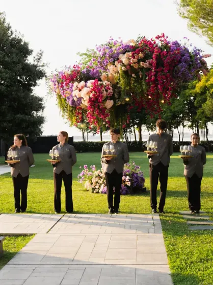 46 килограммов икры, 170 гостей и свадебный агент Джеффа Безоса: сестра Ирины Зарьковой вышла замуж за швейцарского бизнесмена в Венеции