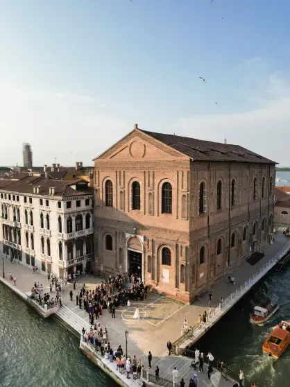 46 килограммов икры, 170 гостей и свадебный агент Джеффа Безоса: сестра Ирины Зарьковой вышла замуж за швейцарского бизнесмена в Венеции