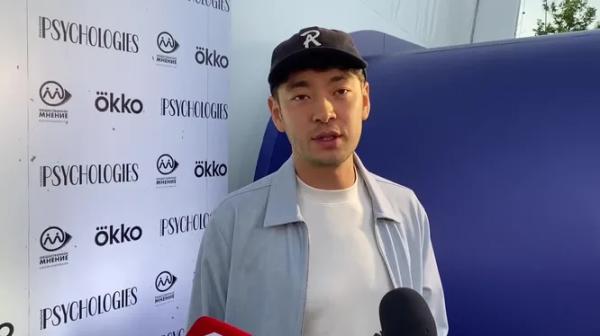 Аскар Ильясов раскрыл интересные подробности съемок с Викторией Исаковой в сериале «Циники» Аскар Ильясов раскрыл интересные подробности съемок с Викторией Исаковой в сериале «Циники»