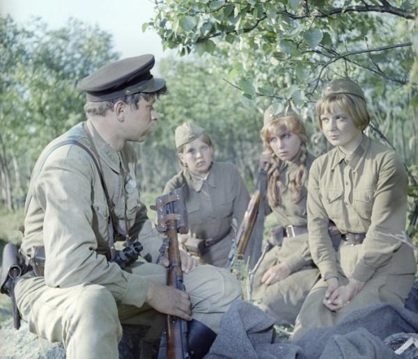 Ольга Остроумова об уходе со сцены, ссоре с Домогаровым, пластике и внуках Ольга Остроумова об уходе со сцены, ссоре с Домогаровым, пластике и внуках