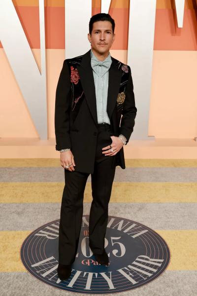 Свидания на всю ночь: что известно о романе Джессики Альбы и Дэнни Рамиреса
Свидания на всю ночь: что известно о романе Джессики Альбы и Дэнни Рамиреса