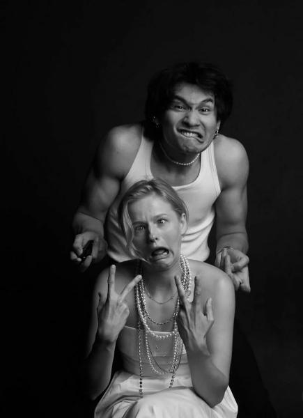 "Он еще и секси": Саша Бортич интригует нескромными снимками с бойфрендом
"Он еще и секси": Саша Бортич интригует нескромными снимками с бойфрендом