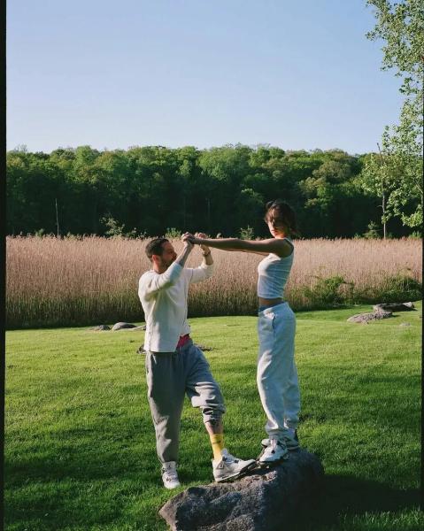 Пит Дэвидсон готовится стать отцом – его девушка ждет ребенка
Пит Дэвидсон готовится стать отцом – его девушка ждет ребенка