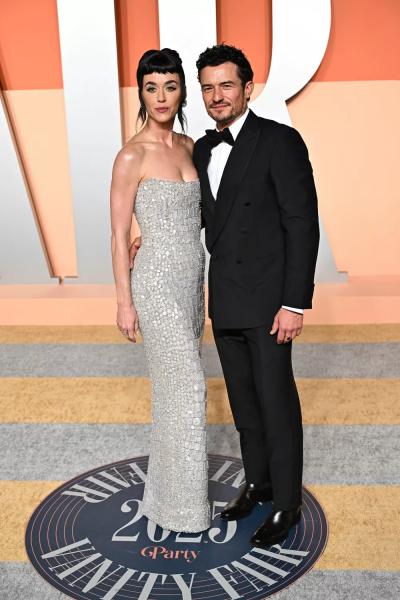 "Новое начало": Орландо Блум прервал молчание на фоне разрыва с Кэти Перри
"Новое начало": Орландо Блум прервал молчание на фоне разрыва с Кэти Перри