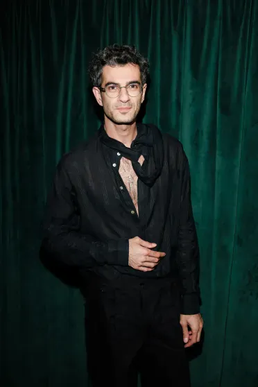 Анна Седокова с дочерью, Марк Эйдельштейн, Ольга Сутулова и Прохор Шаляпин на премьере сериала "Этерна" Анна Седокова с дочерью, Марк Эйдельштейн, Ольга Сутулова и Прохор Шаляпин на премьере сериала "Этерна"