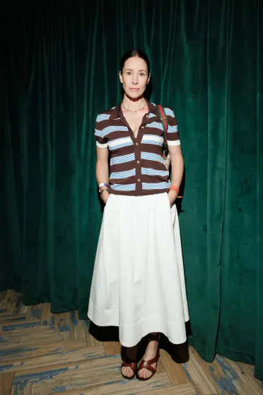 Анна Седокова с дочерью, Марк Эйдельштейн, Ольга Сутулова и Прохор Шаляпин на премьере сериала "Этерна" Анна Седокова с дочерью, Марк Эйдельштейн, Ольга Сутулова и Прохор Шаляпин на премьере сериала "Этерна"