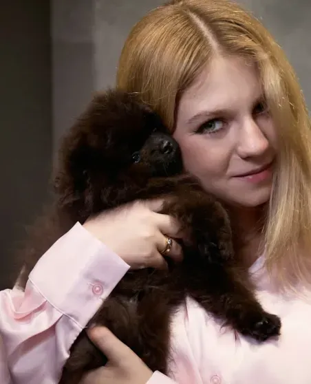 Беременная Александра Трусова снялась в коньках и с обнажённым животом Беременная Александра Трусова снялась в коньках и с обнажённым животом