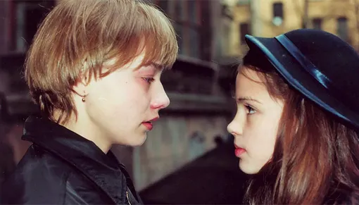 Акиньшина — звезда, а где вторая? Что стало с юной актрисой из фильма «Сёстры» Акиньшина — звезда, а где вторая? Что стало с юной актрисой из фильма «Сёстры»