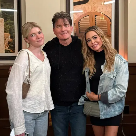 "Душил меня и угрожал убить". Дениз Ричардс обвинила мужа в домашнем насилии "Душил меня и угрожал убить". Дениз Ричардс обвинила мужа в домашнем насилии