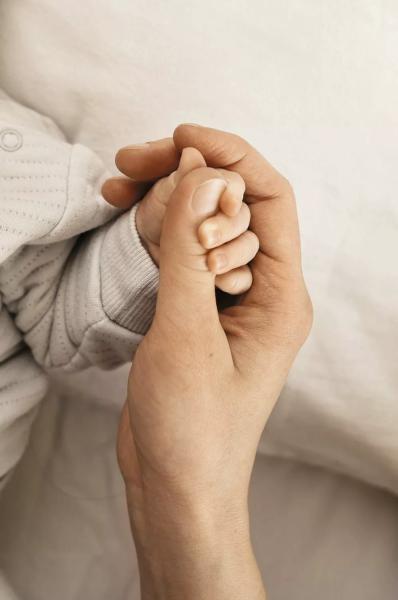 Женя Любич: "Мы долго не говорили о том, что у нас ожидается прибавление в семье"
Женя Любич: "Мы долго не говорили о том, что у нас ожидается прибавление в семье"