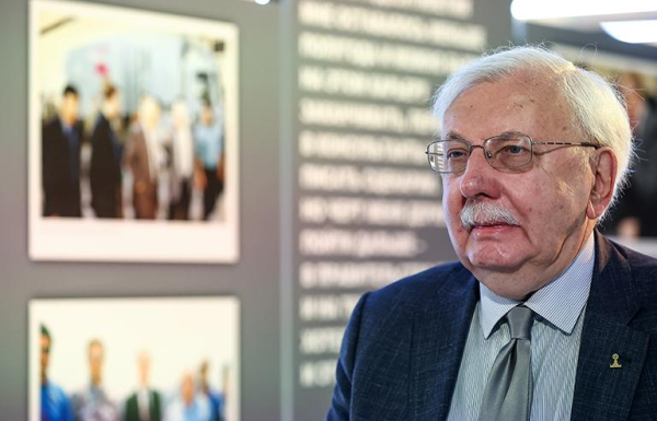 Виталий Третьяков Виталий Третьяков