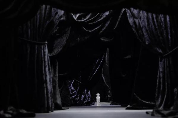 Мария Трегубова: "Современный художник – это просто художник"
Мария Трегубова: "Современный художник – это просто художник"