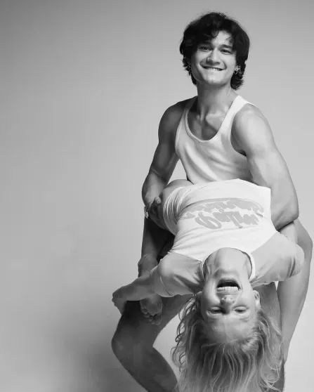 "Сказали, что охваты очень хорошие". Александра Бортич опубликовала новые фото с бойфрендом "Сказали, что охваты очень хорошие". Александра Бортич опубликовала новые фото с бойфрендом