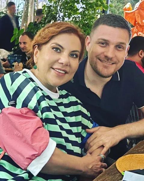 Как Марина Федункив нашла позднее счастье с итальянцем и родила в 53 года: личные драмы комедийной актрисы