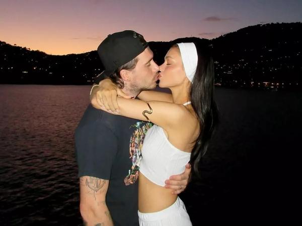 Ромео Бекхэм сделал загадочную татуировку на фоне вражды с братом
Ромео Бекхэм сделал загадочную татуировку на фоне вражды с братом