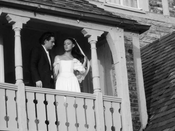 Бруклин Бекхэм и Никола Пельтц сыграли вторую свадьбу — и не пригласили на неё его родителей Бруклин Бекхэм и Никола Пельтц сыграли вторую свадьбу — и не пригласили на неё его родителей