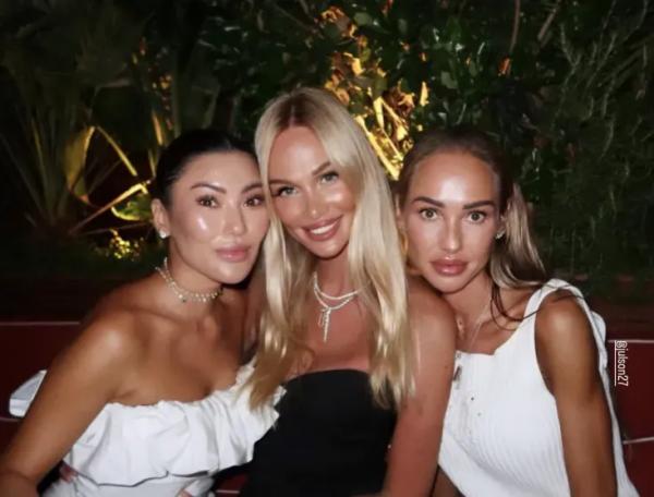 Частный самолёт, яхты и вечеринки: как Виктория Лопырёва 12 дней отмечала свой день рождения в Турции Частный самолёт, яхты и вечеринки: как Виктория Лопырёва 12 дней отмечала свой день рождения в Турции