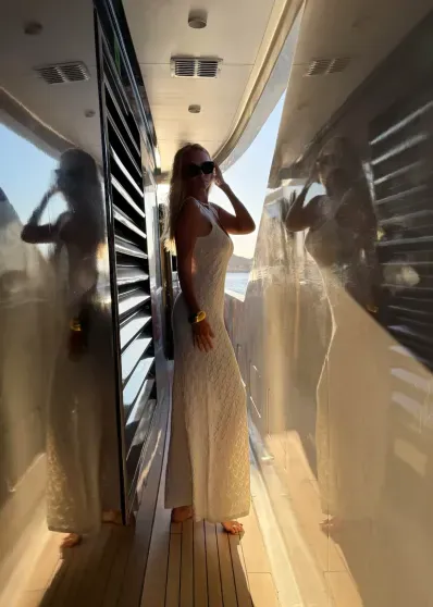 Частный самолёт, яхты и вечеринки: как Виктория Лопырёва 12 дней отмечала свой день рождения в Турции Частный самолёт, яхты и вечеринки: как Виктория Лопырёва 12 дней отмечала свой день рождения в Турции