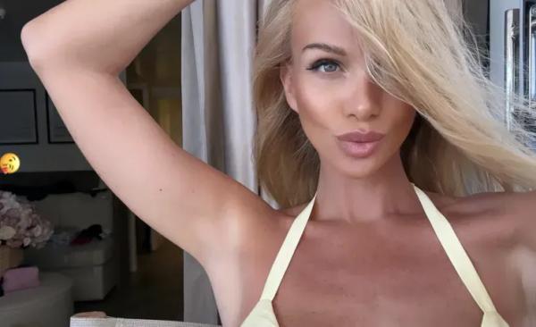 Частный самолёт, яхты и вечеринки: как Виктория Лопырёва 12 дней отмечала свой день рождения в Турции Частный самолёт, яхты и вечеринки: как Виктория Лопырёва 12 дней отмечала свой день рождения в Турции