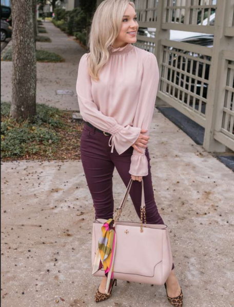 Молочно-розовый: главный цвет осени 2025, как добавить его в гардероб Молочно-розовый: главный цвет осени 2025, как добавить его в гардероб