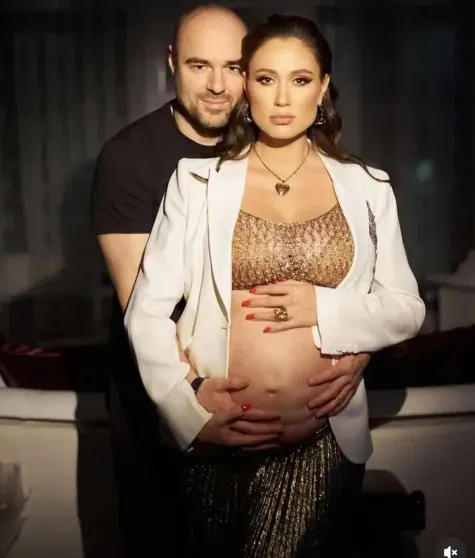 "Любовник" Полины Дибровой судится с бывшей женой за опеку над шестью детьми "Любовник" Полины Дибровой судится с бывшей женой за опеку над шестью детьми