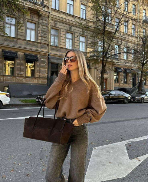 Фактура, цвет, размер: как выбрать идеальную сумку для осеннего образа Фактура, цвет, размер: как выбрать идеальную сумку для осеннего образа