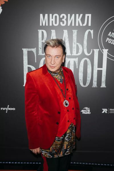 Алеся Кафельникова, Лариса Долина, Михаил Шуфутинский и другие на премьере мюзикла "Вальс-бостон"
Алеся Кафельникова, Лариса Долина, Михаил Шуфутинский и другие на премьере мюзикла "Вальс-бостон"