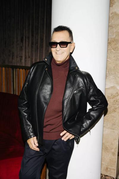 Алеся Кафельникова, Лариса Долина, Михаил Шуфутинский и другие на премьере мюзикла "Вальс-бостон"
Алеся Кафельникова, Лариса Долина, Михаил Шуфутинский и другие на премьере мюзикла "Вальс-бостон"