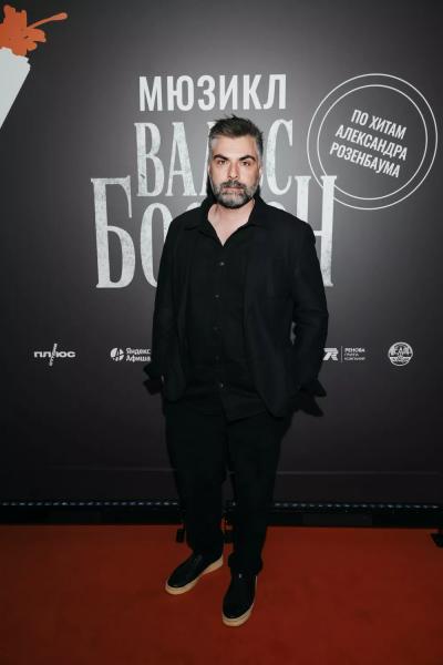 Алеся Кафельникова, Лариса Долина, Михаил Шуфутинский и другие на премьере мюзикла "Вальс-бостон"
Алеся Кафельникова, Лариса Долина, Михаил Шуфутинский и другие на премьере мюзикла "Вальс-бостон"