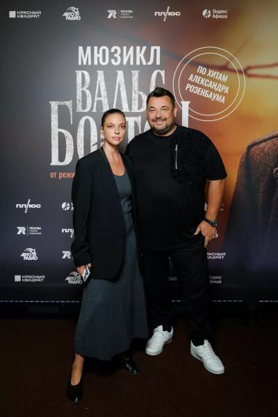 Алеся Кафельникова, Лариса Долина, Михаил Шуфутинский и другие на премьере мюзикла "Вальс-бостон"
Алеся Кафельникова, Лариса Долина, Михаил Шуфутинский и другие на премьере мюзикла "Вальс-бостон"