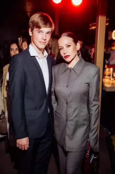 Юлия Барановская с сыном, Полина Гагарина, Максим Матвеев и Леонид Ярмольник на дне рождения ресторана Avrora Юлия Барановская с сыном, Полина Гагарина, Максим Матвеев и Леонид Ярмольник на дне рождения ресторана Avrora