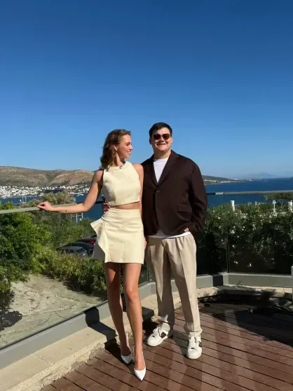 Сын Михаила Круга женился на девушке, с которой познакомился на ток-шоу "Давай поженимся!" Сын Михаила Круга женился на девушке, с которой познакомился на ток-шоу "Давай поженимся!"