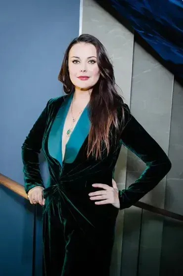 47-летняя Оксана Фёдорова приняла участие в турнире по бальным танцам