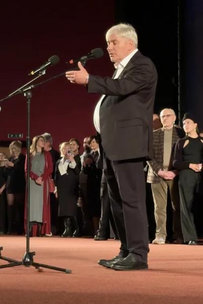 Софья Эрнст и Константин Хабенский представили фильм «Авиатор» в Москве Софья Эрнст и Константин Хабенский представили фильм «Авиатор» в Москве