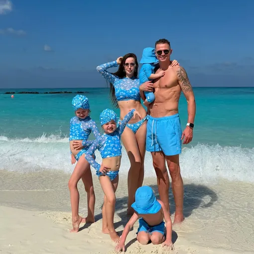 «К косметологу не пойдет — генетика постаралась, но не с моей стороны»: первая жена Дмитрия Тарасова показала их дочь «К косметологу не пойдет — генетика постаралась, но не с моей стороны»: первая жена Дмитрия Тарасова показала их дочь