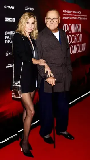 "Мы боремся". Юлия Высоцкая впервые рассказала о состоянии дочери Маши после аварии и комы